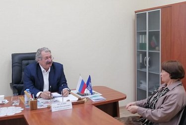 К депутату с личной проблемой